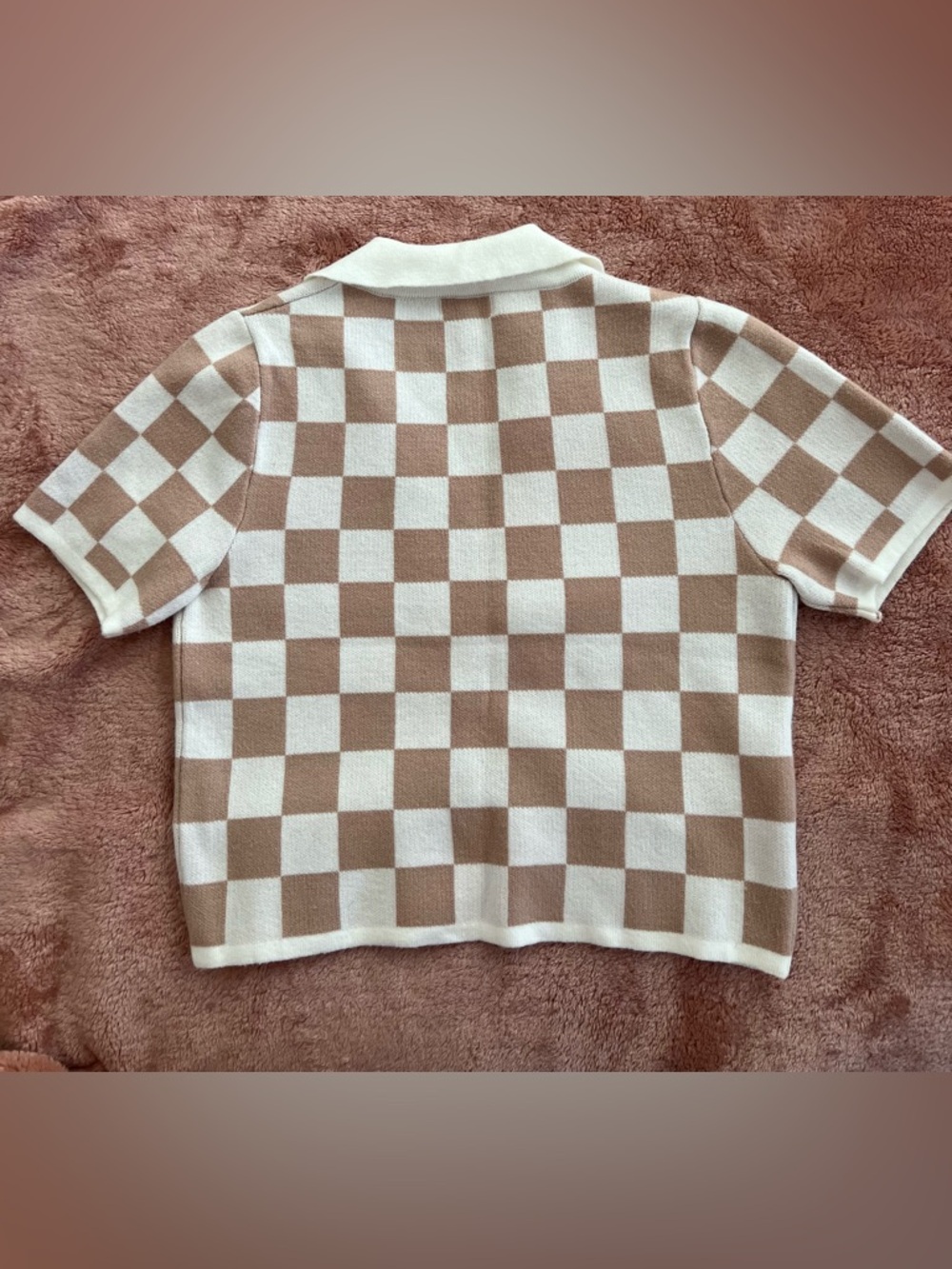 debut Beige and Cream Checked V-Neck Polo Sweater - Picture 3 of 3